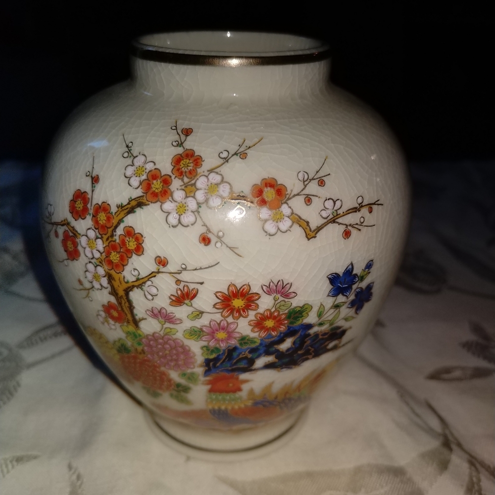 Beautiful Japanese Vase